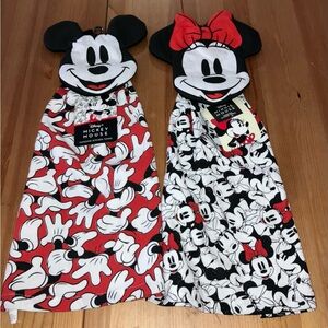 NWT Disney Mickey and Minnie Hanging Dish Towels Red and White